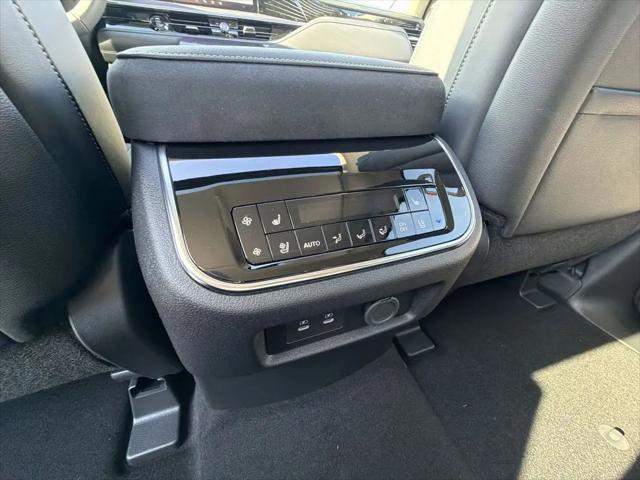 2026 INFINITI QX80 LUXE AWD