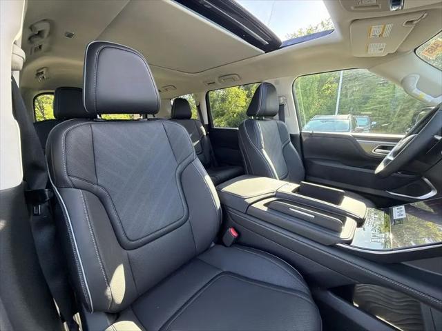 2026 INFINITI QX80 LUXE AWD