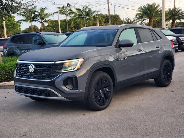 2026 Volkswagen Atlas Cross Sport SE with Technology