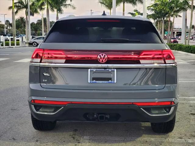 2026 Volkswagen Atlas Cross Sport SE with Technology