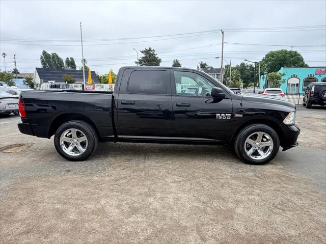 2017 Ram 1500 Express Crew Cab 4x2 5'7" Box