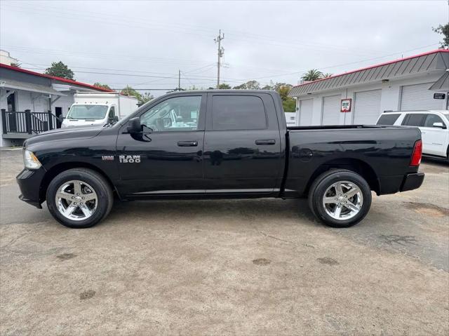 2017 Ram 1500 Express Crew Cab 4x2 5'7" Box