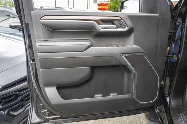 2024 Chevrolet Silverado 1500 4WD Crew Cab Short Bed RST