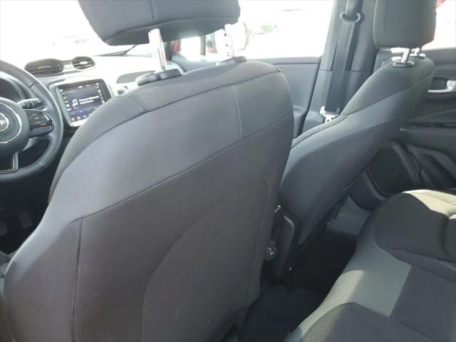2022 Jeep Renegade Altitude 4x4