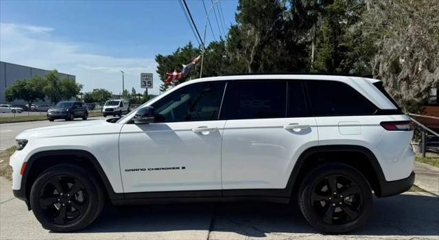 2023 Jeep Grand Cherokee Limited 4x2