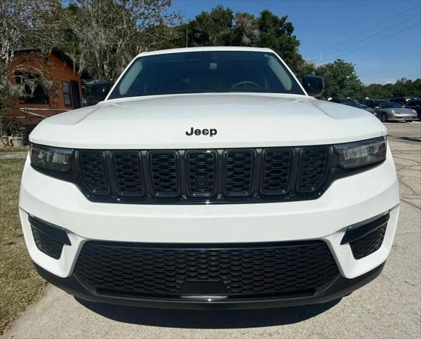 2023 Jeep Grand Cherokee Limited 4x2