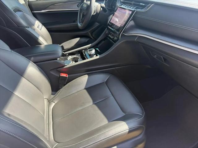 2023 Jeep Grand Cherokee Limited 4x2