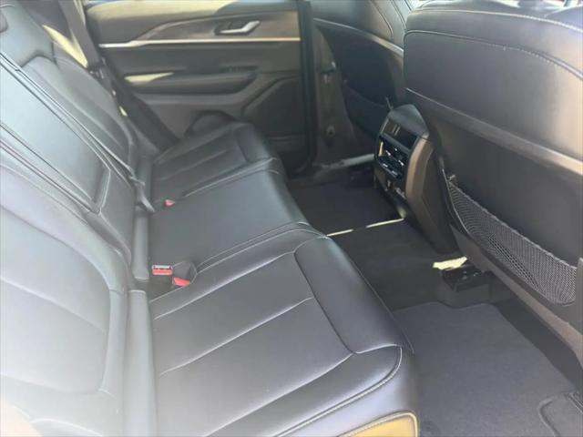 2023 Jeep Grand Cherokee Limited 4x2