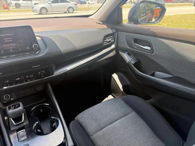 2023 Nissan Rogue SV FWD