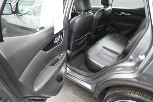 2017 Nissan Rogue Sport SL