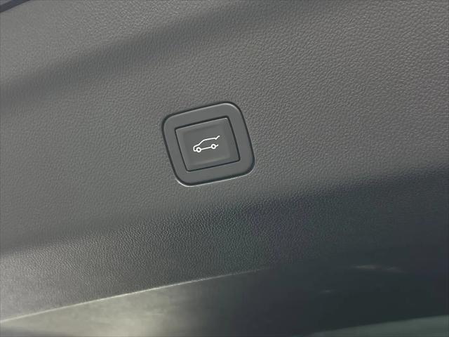 2025 Chevrolet Suburban 4WD Z71