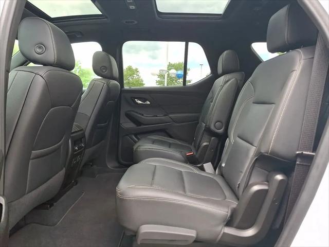 2023 Chevrolet Traverse AWD LT Leather