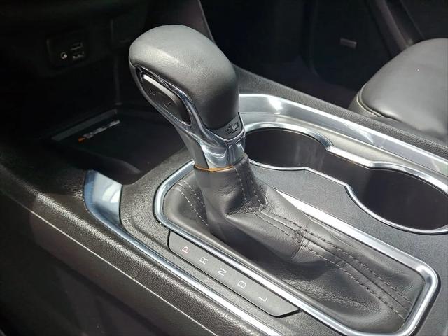 2023 Chevrolet Traverse AWD LT Leather