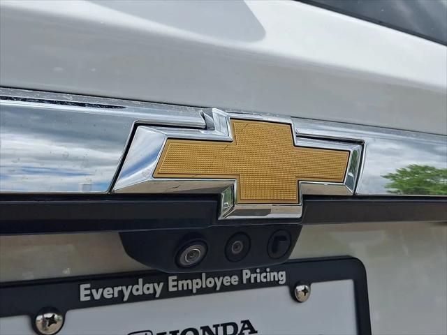 2023 Chevrolet Traverse AWD LT Leather