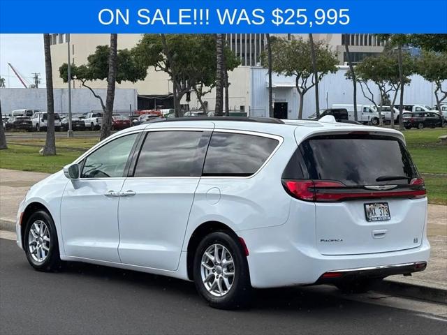 2022 Chrysler Pacifica Touring L
