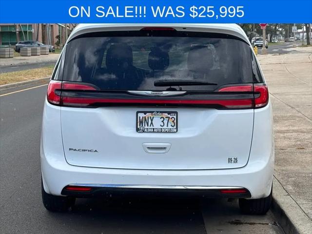 2022 Chrysler Pacifica Touring L