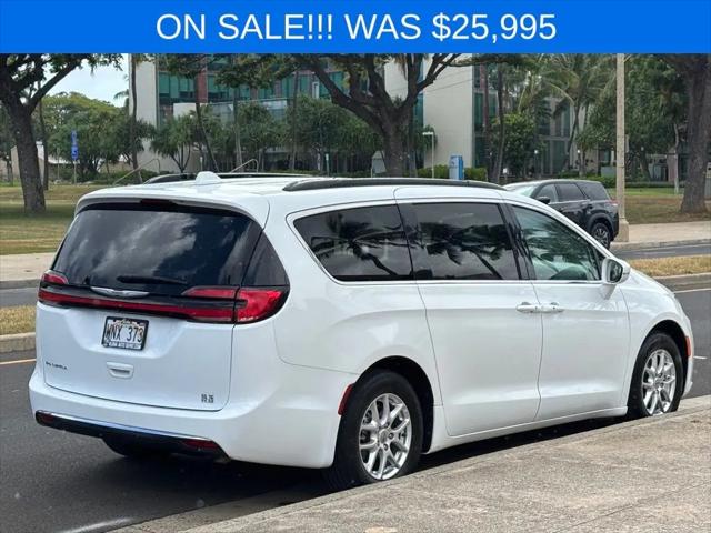 2022 Chrysler Pacifica Touring L