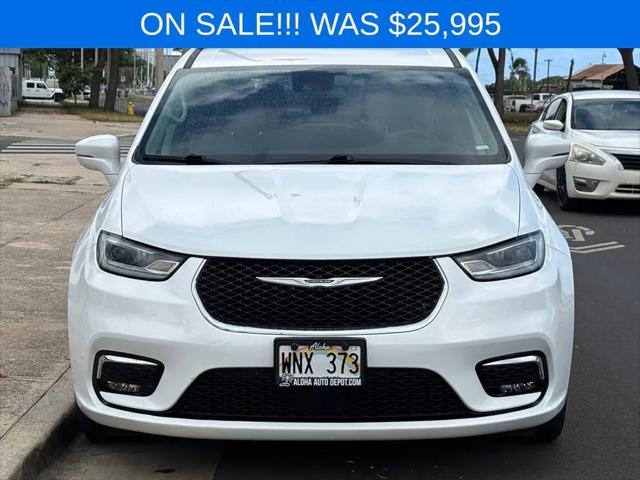 2022 Chrysler Pacifica Touring L