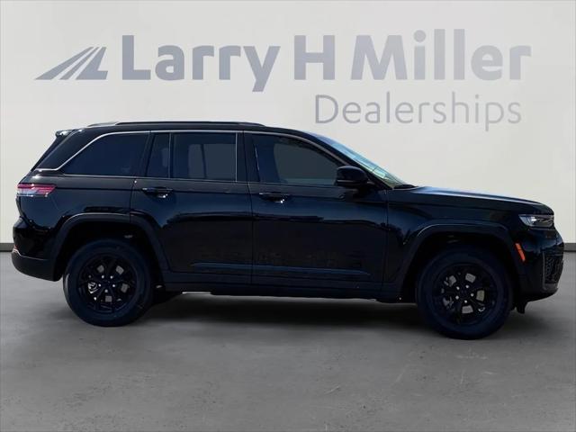 2026 Jeep Grand Cherokee Altitude 4x4