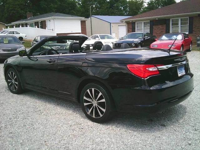 2012 Chrysler 200 S