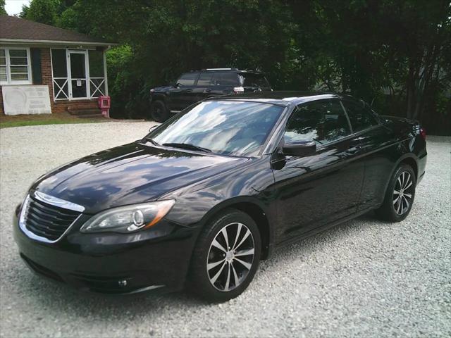 2012 Chrysler 200 S