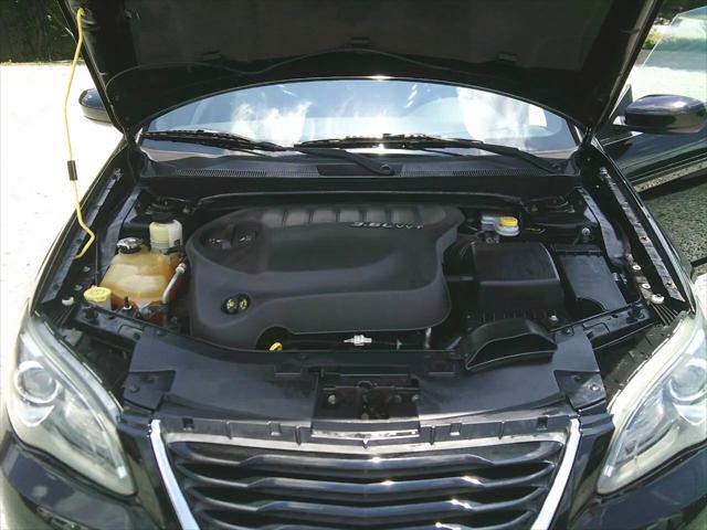 2012 Chrysler 200 S