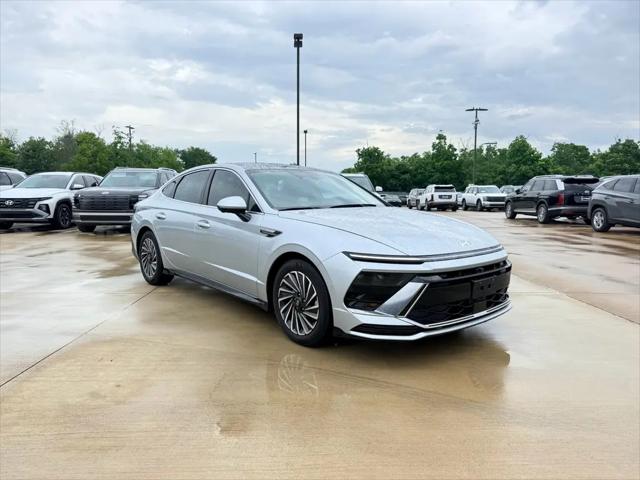 2024 Hyundai Sonata Hybrid Limited