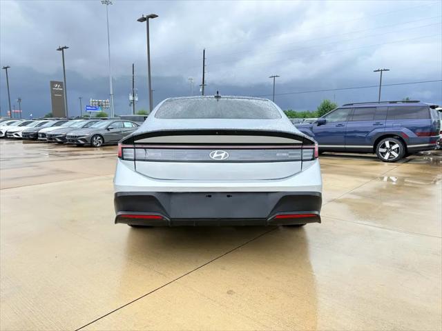 2024 Hyundai Sonata Hybrid Limited