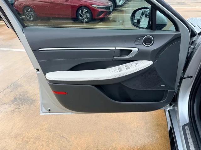2024 Hyundai Sonata Hybrid Limited