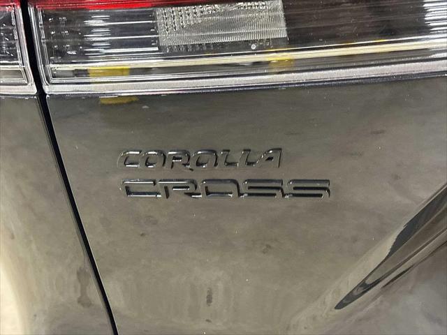 2025 Toyota Corolla Cross Hybrid XSE