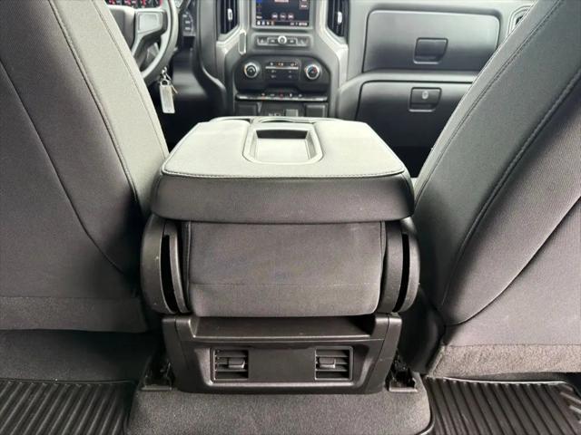 2021 Chevrolet Silverado 1500 4WD Crew Cab Short Bed Custom