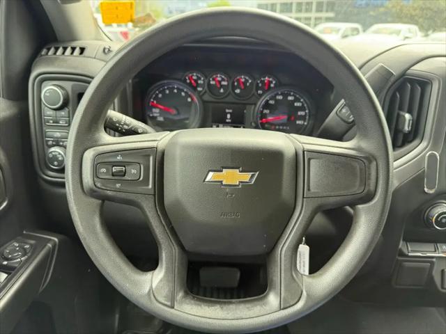 2021 Chevrolet Silverado 1500 4WD Crew Cab Short Bed Custom