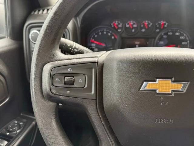 2021 Chevrolet Silverado 1500 4WD Crew Cab Short Bed Custom