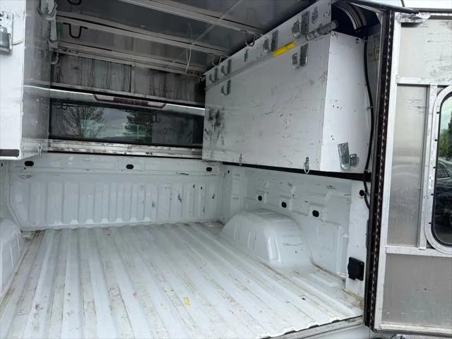 2021 Chevrolet Silverado 1500 4WD Crew Cab Short Bed Custom