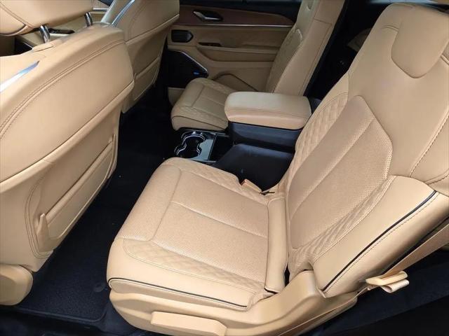 2022 Jeep Grand Cherokee L Summit Reserve 4x4