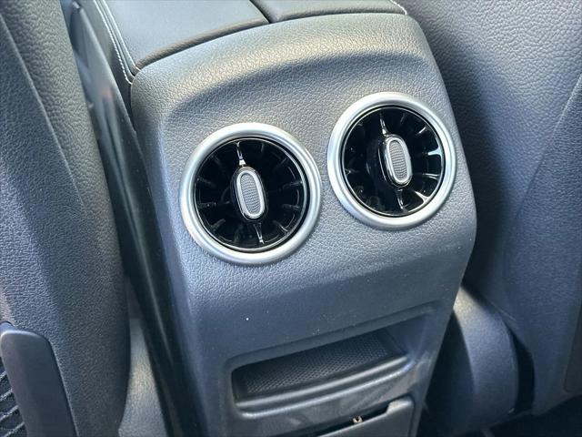 2026 Mercedes-Benz GLB 4MATIC