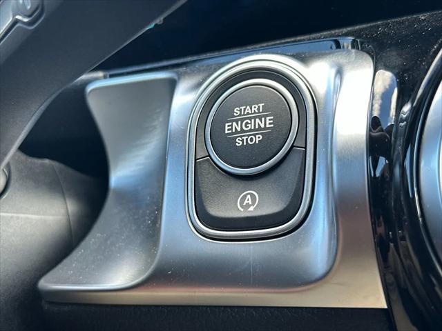 2026 Mercedes-Benz GLB 4MATIC