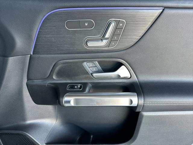2026 Mercedes-Benz GLB 4MATIC