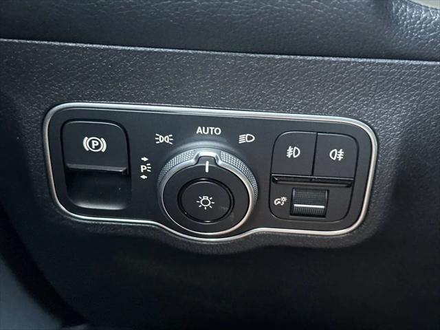 2026 Mercedes-Benz GLB 4MATIC