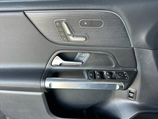 2026 Mercedes-Benz GLB 4MATIC