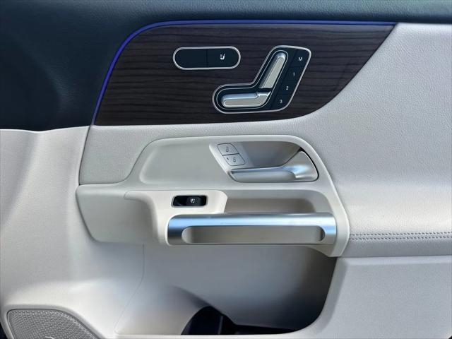 2026 Mercedes-Benz GLB 4MATIC