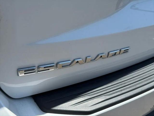 2021 Cadillac Escalade 2WD Premium Luxury