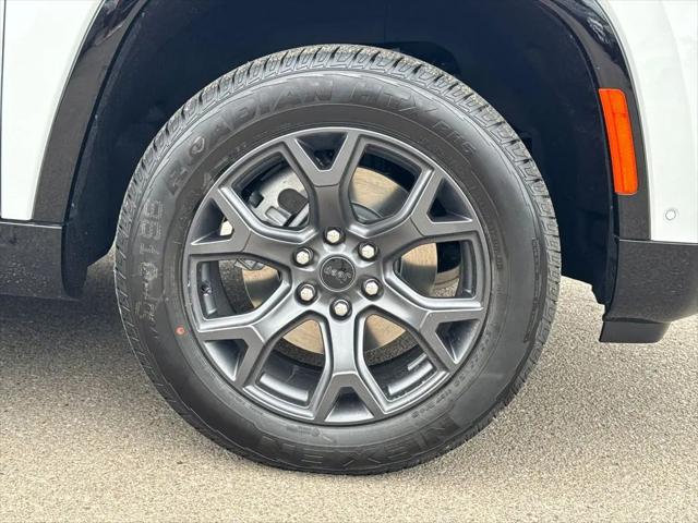 2026 Jeep Grand Wagoneer Limited Altitude 4x4