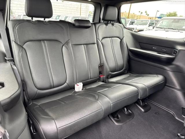 2026 Jeep Grand Wagoneer Limited Altitude 4x4