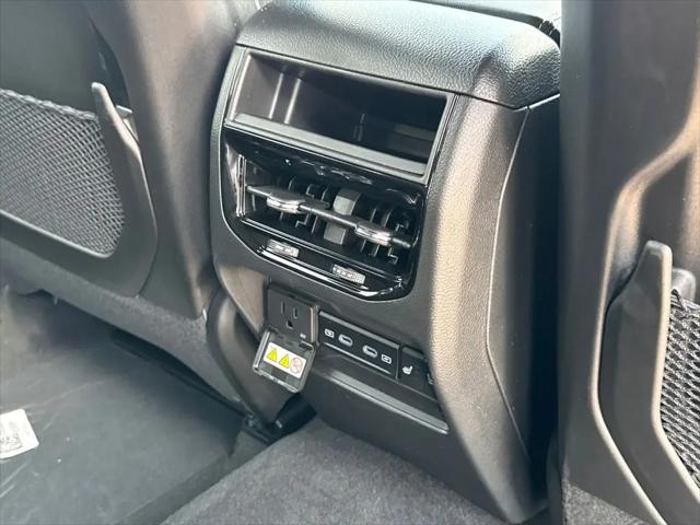 2026 Jeep Grand Cherokee Limited 4x2