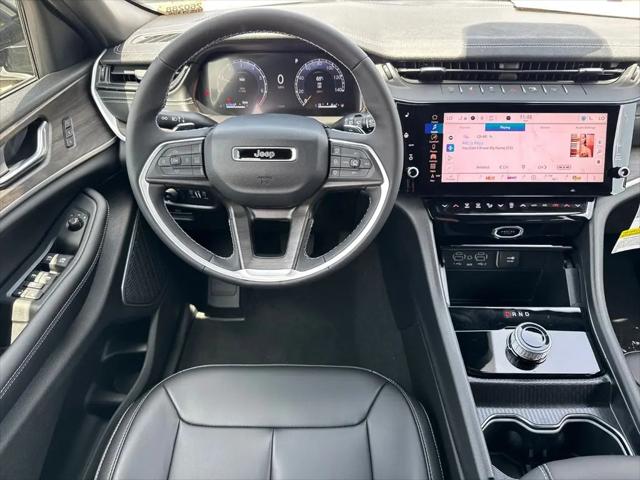 2026 Jeep Grand Cherokee Limited 4x2