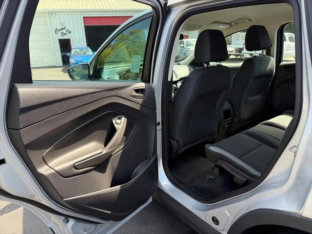 2016 Ford Escape S