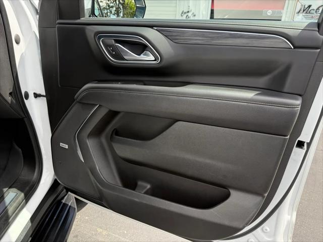 2023 GMC Yukon XL 4WD SLT