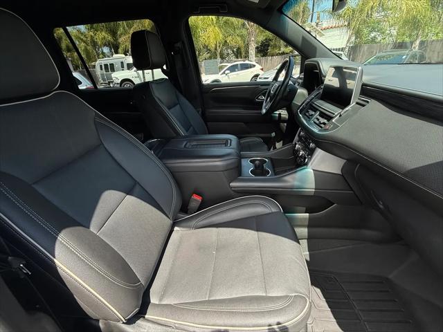 2023 GMC Yukon XL 4WD SLT