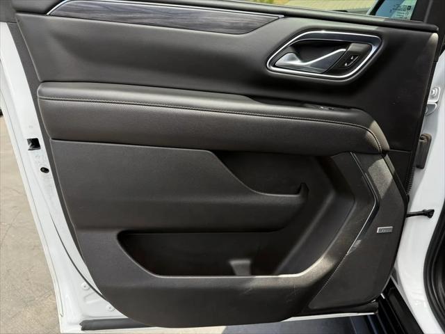 2023 GMC Yukon XL 4WD SLT
